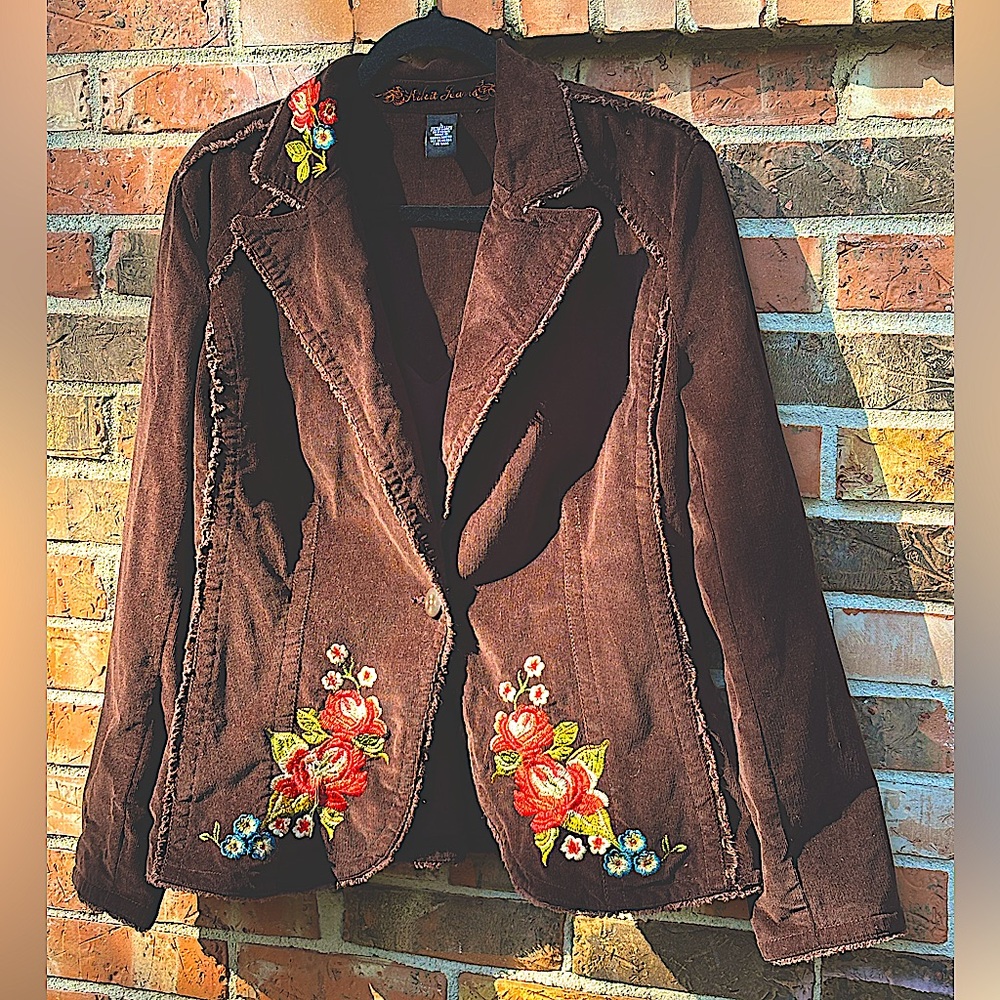 Floral Embroidered Brown Blazer